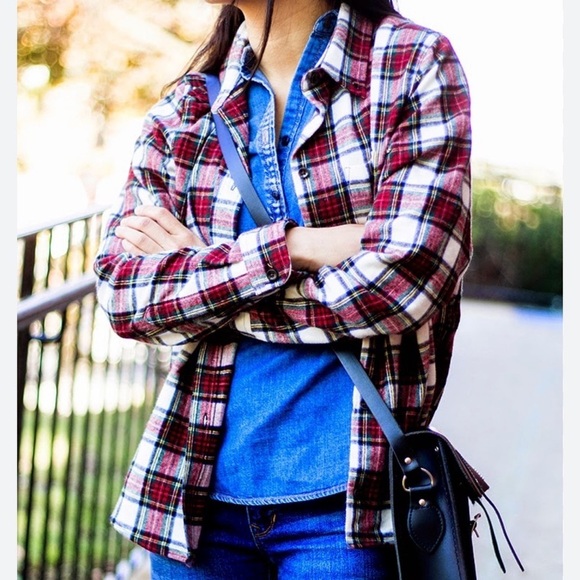 L.L.Bean Cream Red Black Green Slightly Fitted Flannel Shirt - Picture 1 of 9